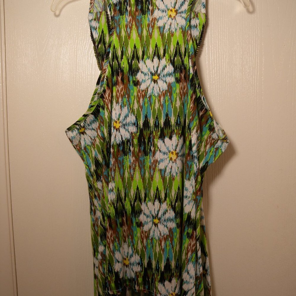 Green Floral Beaded Halter Style Top 1X - Picture 9 of 12